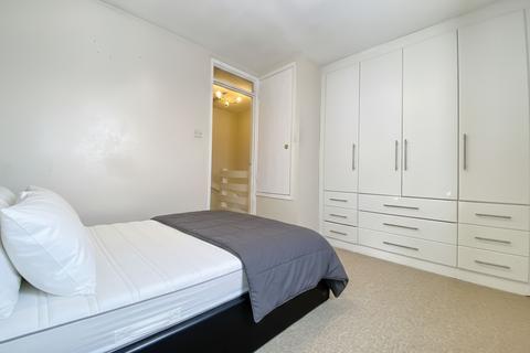 undefined, Philpots Close, Yiewsley, UB7