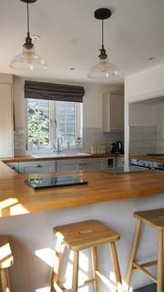 5 bedroom detached house for sale, Wargrave Road, Henley-on-Thames, Berkshire, RG9