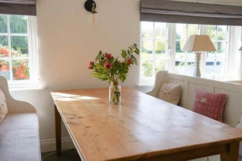 5 bedroom detached house for sale, Wargrave Road, Henley-on-Thames, Berkshire, RG9
