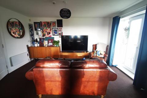 2 bedroom flat to rent, Wellington Walk, Stockton, TS18