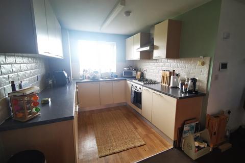 2 bedroom flat to rent, Wellington Walk, Stockton, TS18