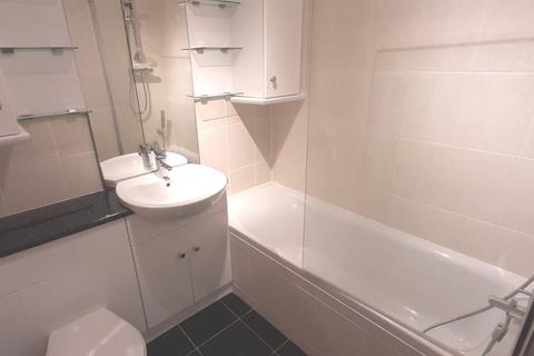 1 bedroom flat to rent, Chatsworth Square, Hove BN3