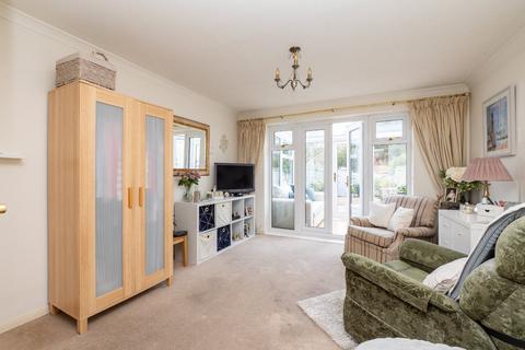 undefined, Grosvenor Avenue, Carshalton SM5