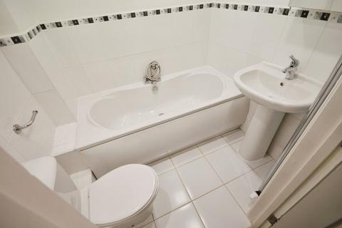 3 bedroom terraced house to rent, Bolsover Road, Chesterfield S43