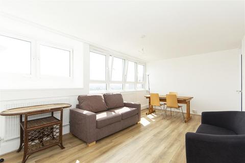 2 bedroom flat to rent, Yelverton Road, Battersea SW11