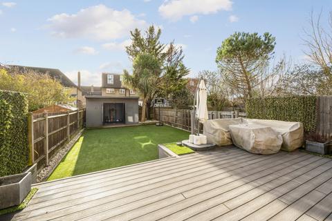3 bedroom end of terrace house for sale, Gladstone Road, Surbiton KT6