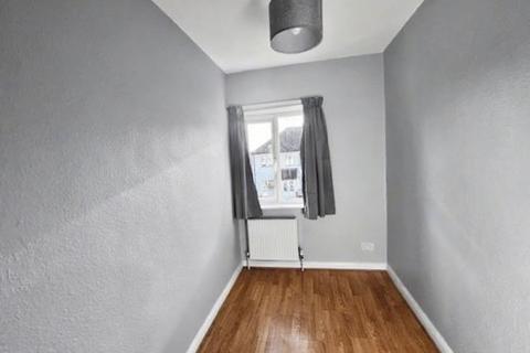 3 bedroom maisonette for sale, Hexham Gardens, Isleworth TW7