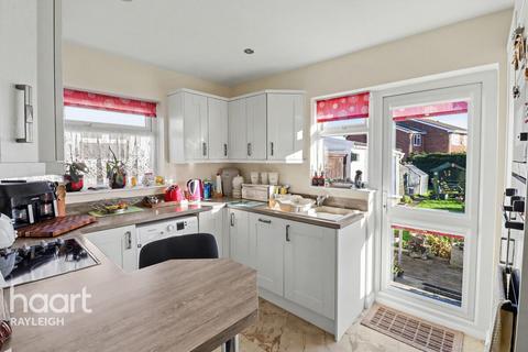 2 bedroom semi-detached bungalow for sale, Helena Road, Rayleigh
