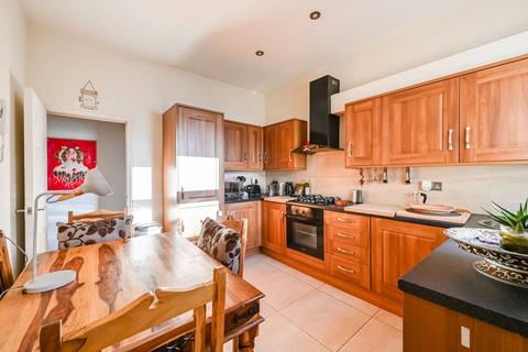 2 bedroom flat for sale, N8, Turnpike Lane, London, N8