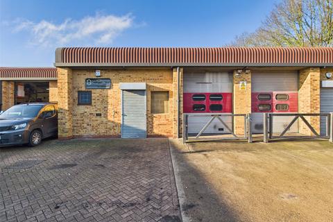 Industrial unit to rent - Cottingham Way, Thrapston, Kettering, Northamptonshire, NN14