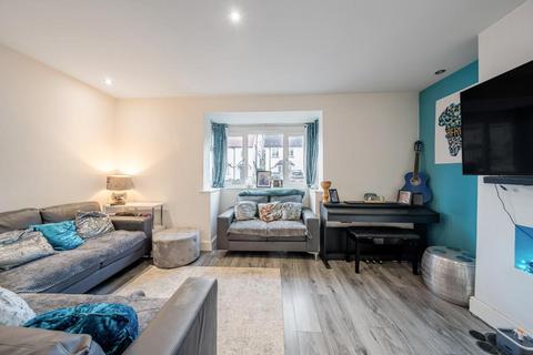 undefined, Chestnut Avenue,  Headington,  OX3