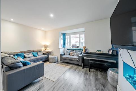 undefined, Chestnut Avenue,  Headington,  OX3