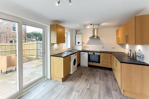 3 bedroom detached house to rent, West Street, Burgess Hill, West Sussex, RH15