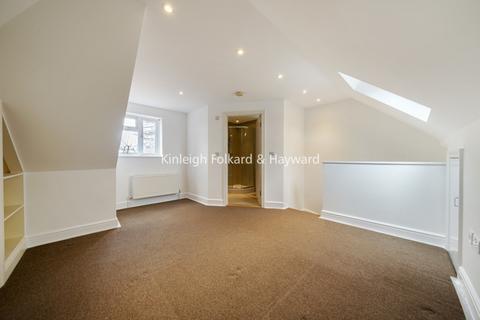 3 bedroom flat to rent, Kimble Road, London, SW19