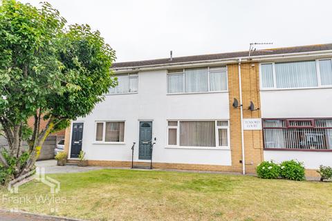 2 bedroom flat for sale, Flat 2, Tuxford Court, 33 Tuxford Road, Lytham St. Annes, Lancashire
