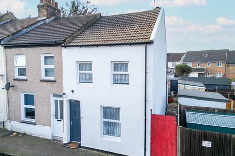 2 bedroom end of terrace house for sale, Denton Street, Gravesend, Kent, DA12