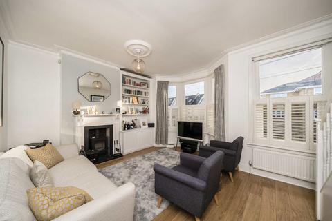 2 bedroom maisonette for sale, Ravensbury Road, London SW18