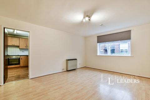 2 bedroom flat to rent, Constance Gardens, Salford, M5