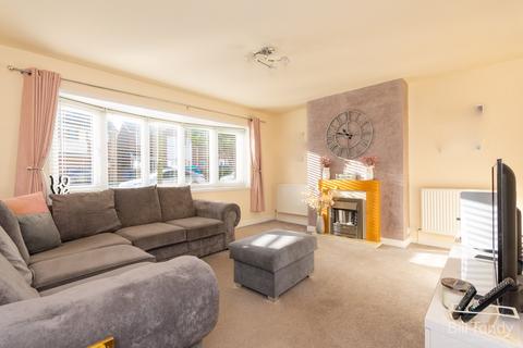 3 bedroom semi-detached house for sale, Emmanuel Road, Burntwood, WS7