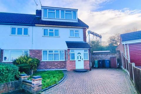 Harper Way, Rayleigh, Essex, SS6