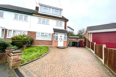 3 bedroom semi-detached house for sale, Harper Way, Rayleigh, Essex, SS6