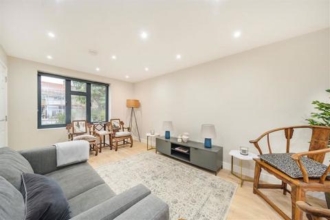 4 bedroom terraced house for sale, Alderbury Road, London SW13