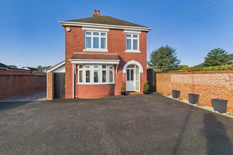 Locks Road, Locks Heath, SO31 6LD