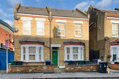 1 bedroom flat to rent, Kingston Road Raynes Park