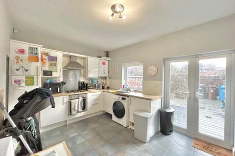 2 bedroom end of terrace house for sale, Brideoake Street, Leigh