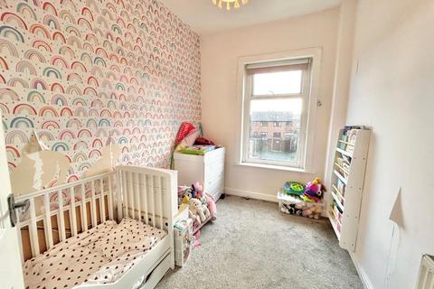 2 bedroom end of terrace house for sale, Brideoake Street, Leigh