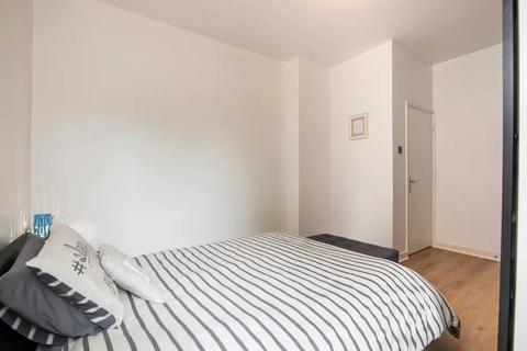 2 bedroom flat to rent, Century House, Cardinal Way, Harrow, Middlesex HA3
