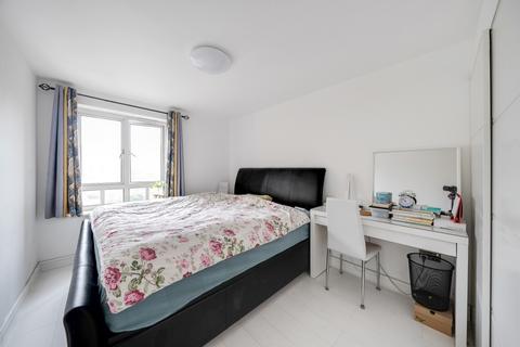 2 bedroom flat to rent, Admiral Walk, London, W9