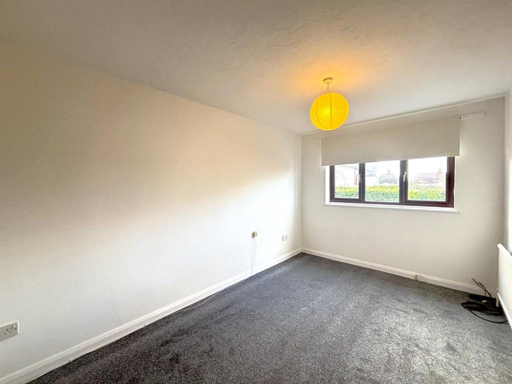 Bedroom 1.jpeg