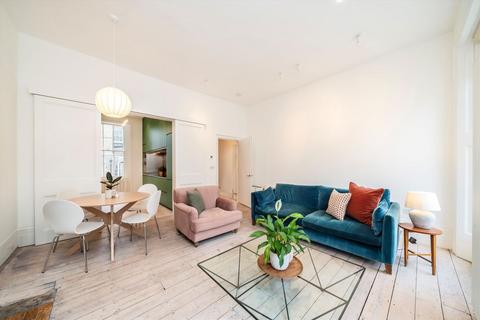 4 bedroom flat to rent, Winchester Street, London SW1V
