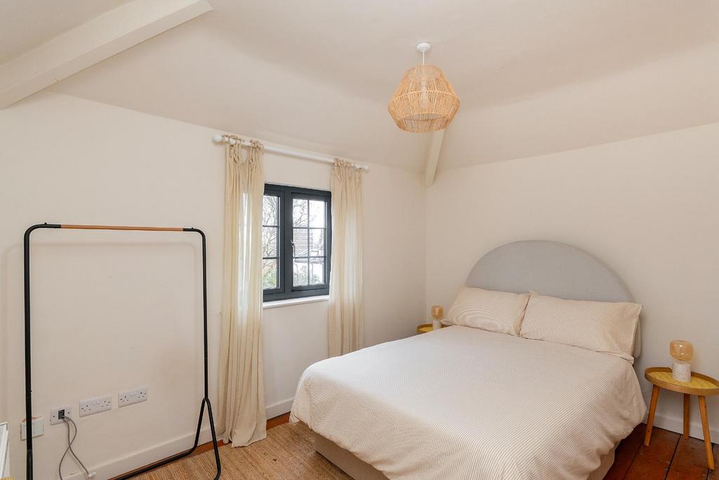 0 O3 PKN - Bedroom E.jpg