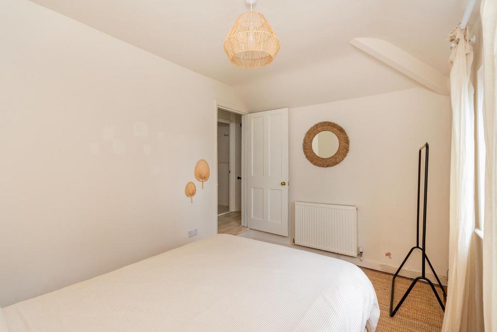 0 O3 PKN - Bedroom D.jpg