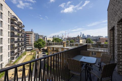 3 bedroom apartment for sale, Elliston Apartments, Glade Path, London SE1
