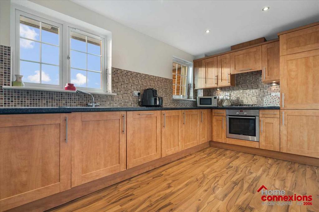 Kitchen Dining (1)