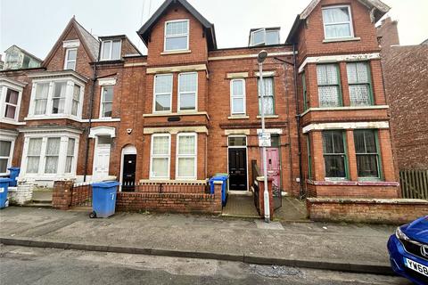 2 bedroom apartment for sale, Blackburn Avenue, Bridlington, East Riding of Yorkshire, YO15