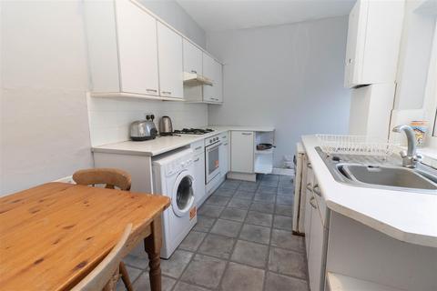 1 bedroom ground floor flat for sale, John Street, Cullercoats, North Shields