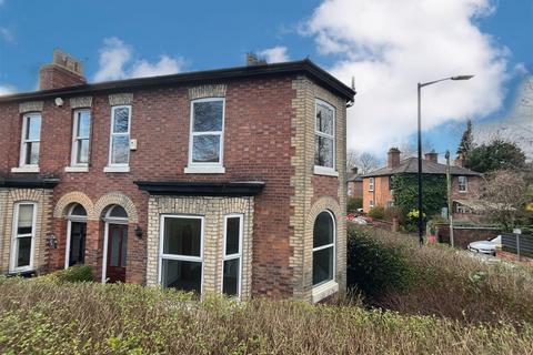 Chapel Road, Sale