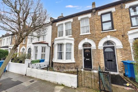 2 bedroom terraced house for sale, Jennings Road, London SE22