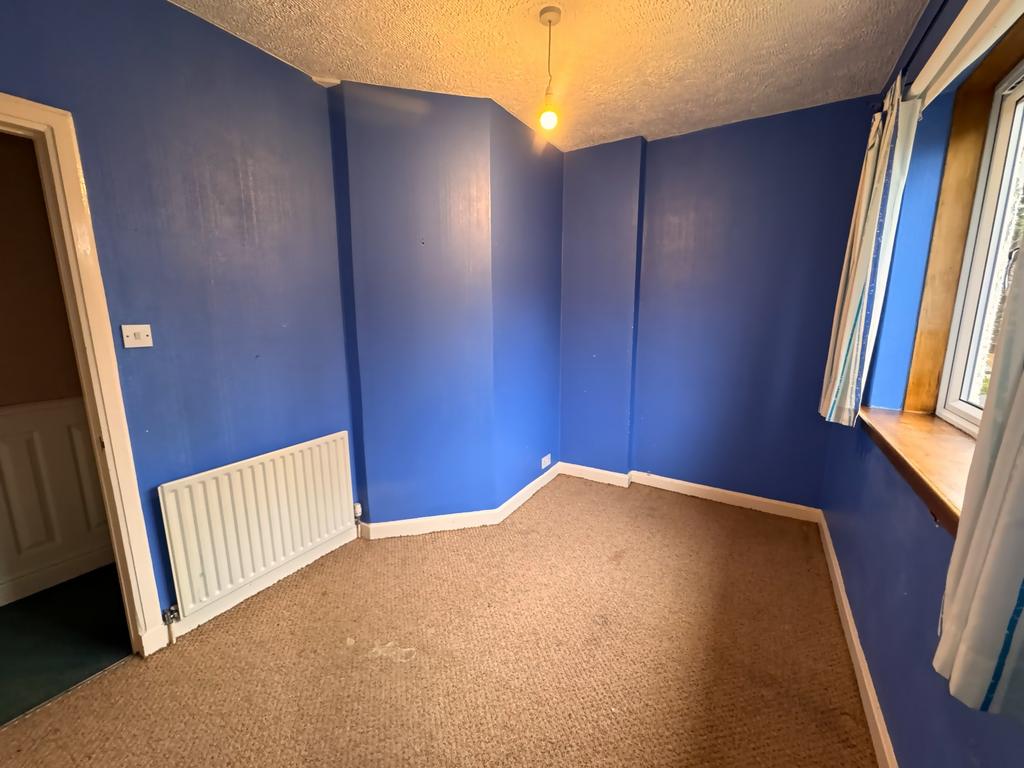Bedroom 2 (1)