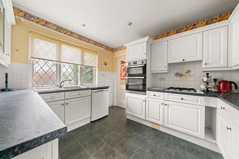 4 bedroom detached house for sale, Hinchley Drive, Esher, KT10