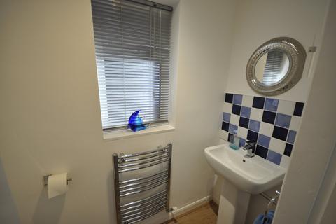 4 bedroom link detached house for sale, Celandine Close, Kingswinford, DY6