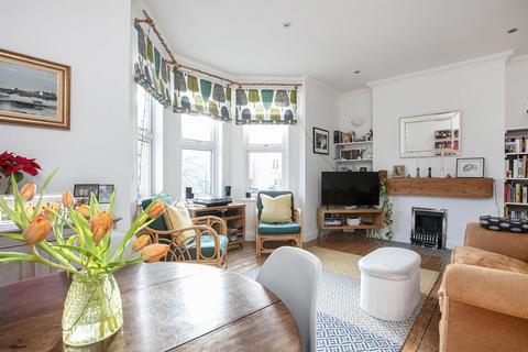 3 bedroom maisonette for sale, Venetian Road, Camberwell, SE5