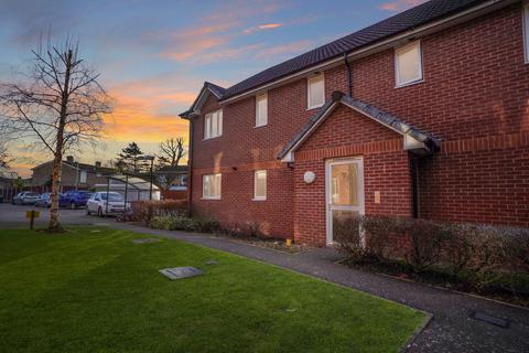undefined, Chiltern Close, Chelmsford CM1