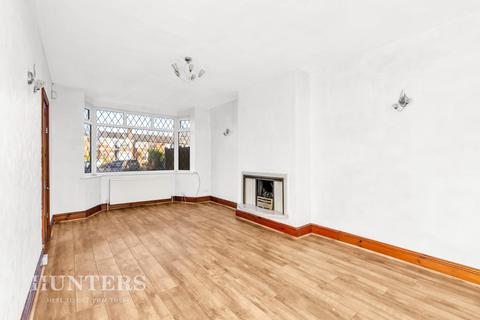 4 bedroom semi-detached house to rent, Werneth Crescent, Oldham, Greater Manchester