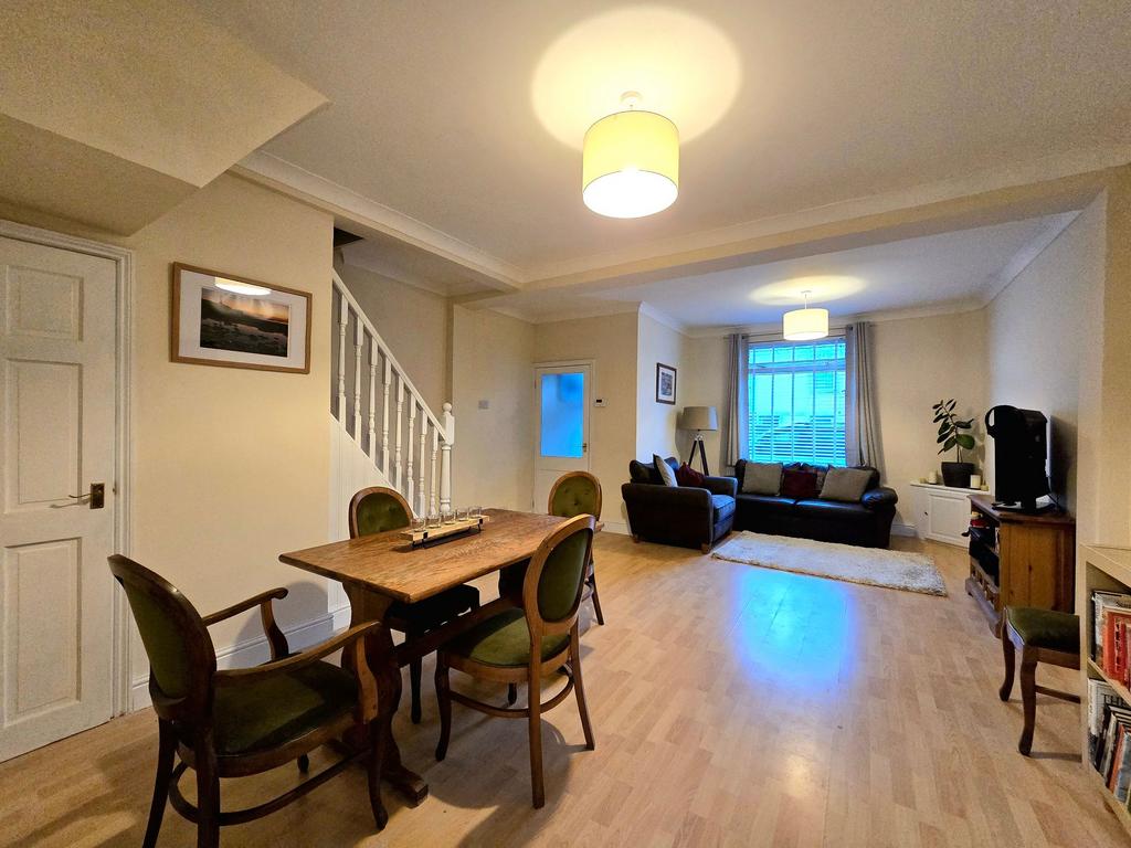Lounge / Diner
