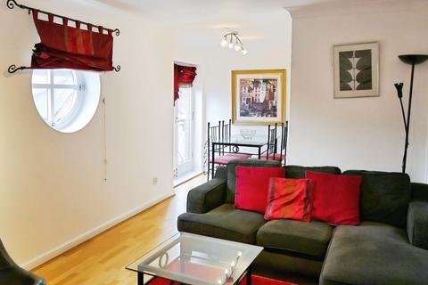 2 bedroom flat to rent, Langtons Wharf, Leeds, West Yorkshire, UK, LS2
